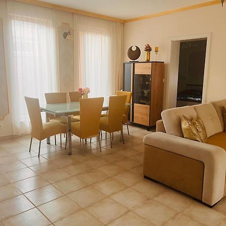 Aqua Azur Apartman Hajdúszoboszló Exteriér fotografie